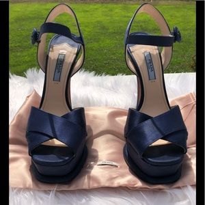 🌹PRADA SATIN HEELS🌹